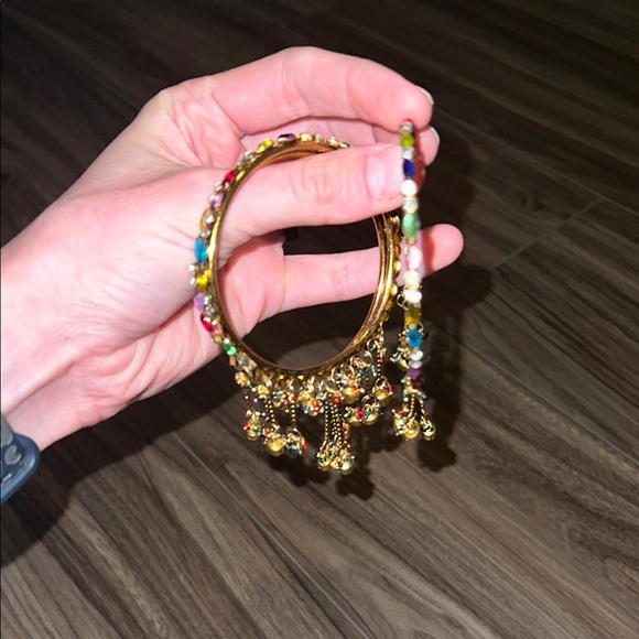 Elegant Gold Multicolor Bangles - Picture 12 of 14